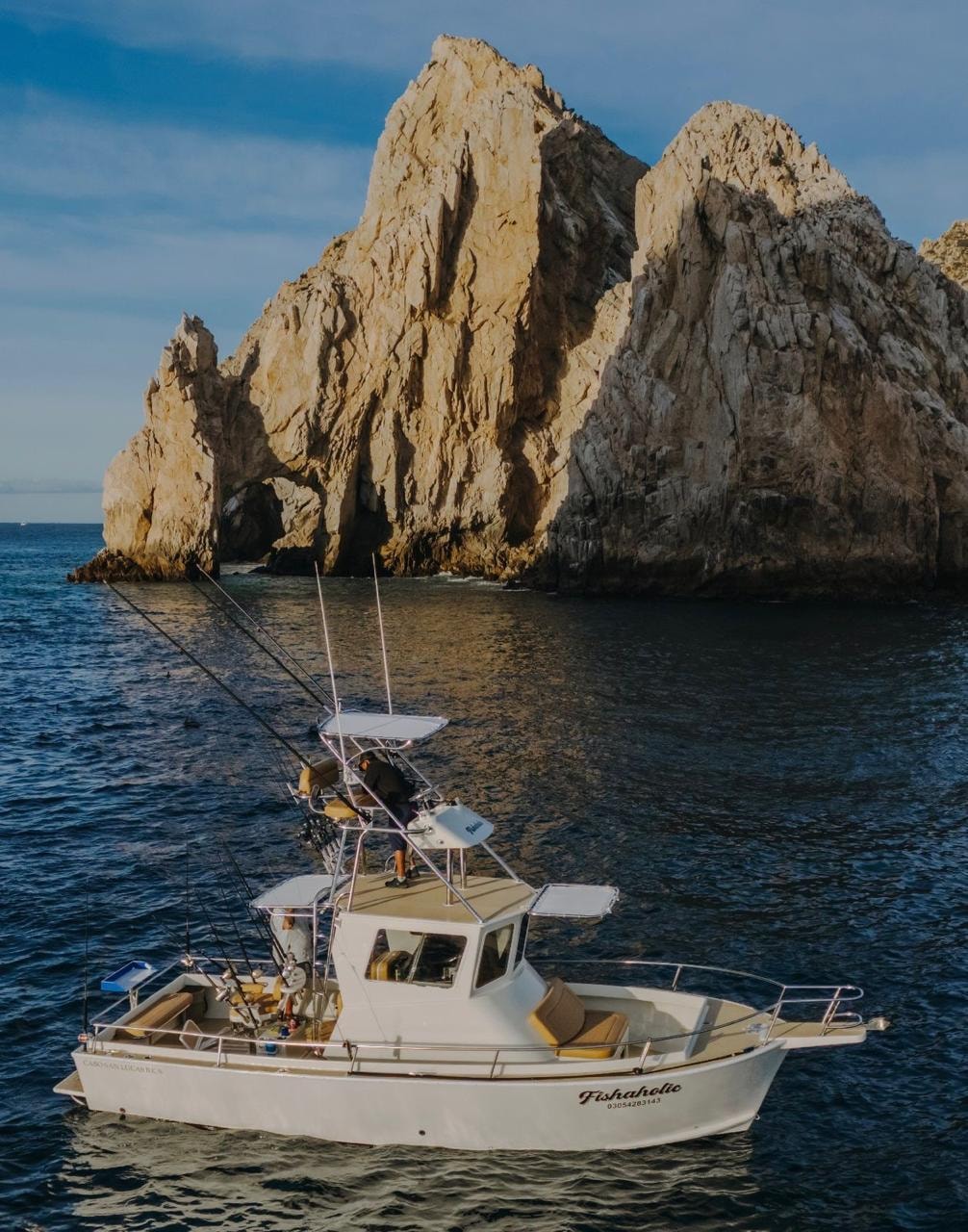 28' Fishaholic — Custom Walkaround